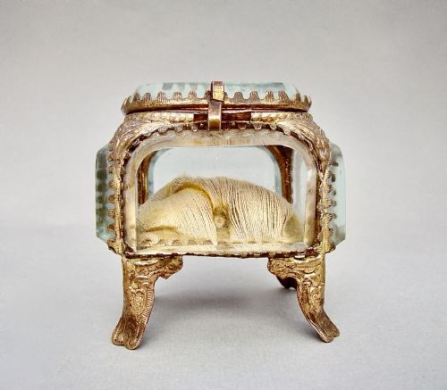 fig 2. 19TH C. FRENCH ORMULU & BEVELLED GLASS 'GRAND TOUR' JEWELLERY CASKET, CIRCA 1890