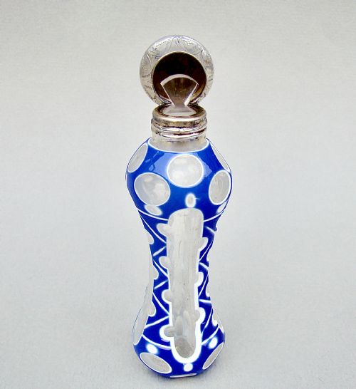 fig 2. EXQUISITE 19TH CENTURY FRENCH SILVER GILT & BOHEMIAN TRIPLE CASED GLASS SCENT BOTTLE, CIRCA 1890