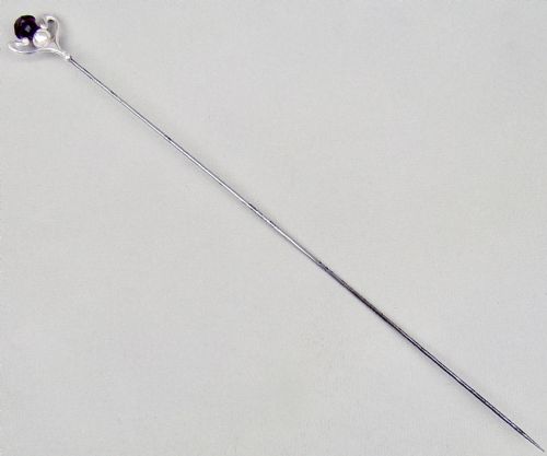 fig 2. DELIGHTFUL ART NOUVEAU SILVER & AMETHYST GLASS HAT PIN BY PEARCE & THOMPSON, BIRMINGHAM 1909