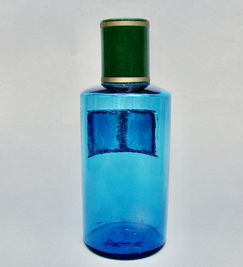 fig 2. RARE 19TH CENTURY FRENCH TURQUOISE GLASS APOTHECARY JAR, CIRCA 1890
