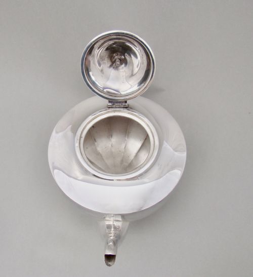 fig 4. ART DECO SOLID SILVER THREE PIECE TEA SERVICE BY HENRY CLIFFORD DAVIS, BIRMINGHAM 1931