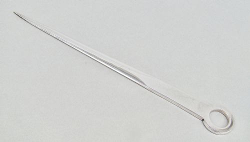fig 1. MID-CENTURY SILVER SKEWER LETTER OPENER BY FRANCIS HOWARD LTD, SHEFFIELD 1964