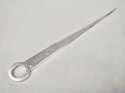 fig 2. MID-CENTURY SILVER SKEWER LETTER OPENER BY FRANCIS HOWARD LTD, SHEFFIELD 1964