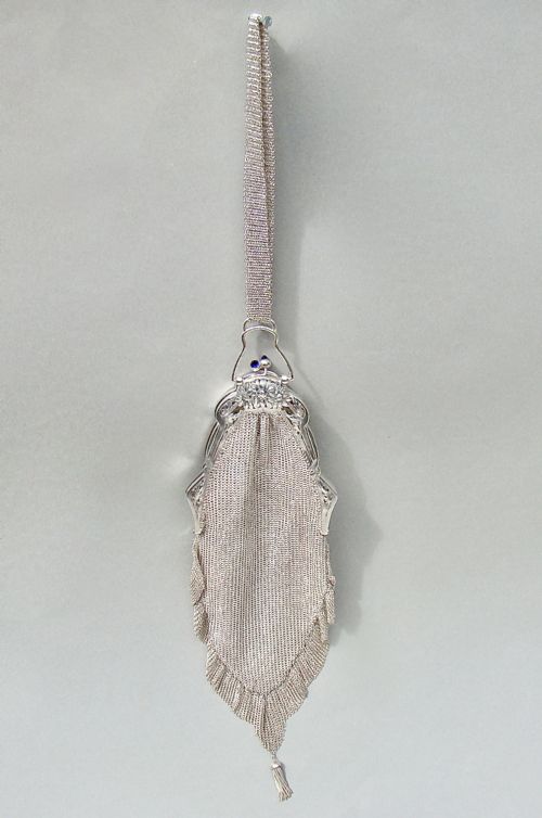 fig 1. FABULOUS CONTINENTAL SILVER CHAIN MAIL EVENING BAG, CIRCA 1930