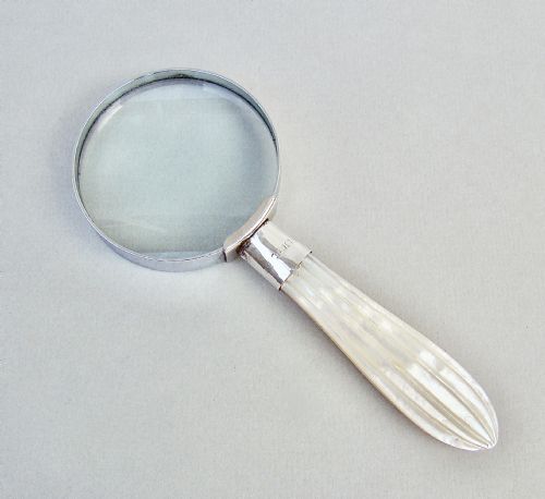 Edwardian Silver Mounted Mother of Pearl Small Desk Magnifying Glass by Henry Greaves, Sheffield 1904