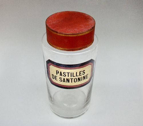 fig 2. SUPERB 19TH CENTURY FRENCH GILT LABEL GLASS APOTHECARY JAR, CIRCA 1890
