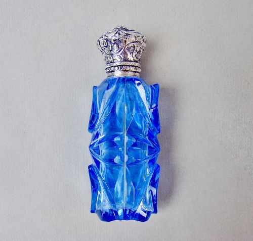 fig 2. UNUSUAL VICTORIAN SILVER & ICE BLUE GLASS SCENT BOTTLE , CIRCA 1880