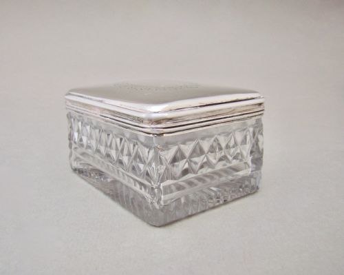 fig 2. ELEGANT GEORGIAN SILVER DRESSING TABLE JAR BY JOHN DOUGLAS, LONDON 1814