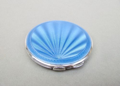 fig 1. STUNNING SILVER AND BLUE GUILLOCHE ENAMEL COMPACT BY BROADWAY & CO, BIRMINGHAM 1940
