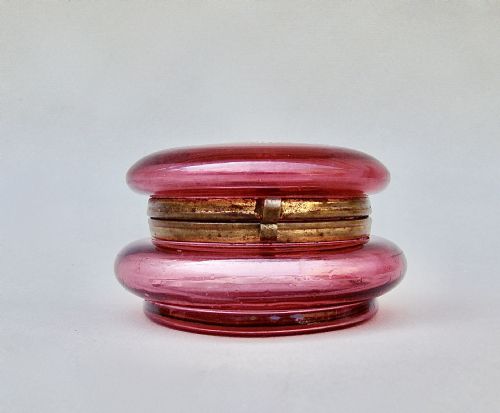 fig 1. 19TH CENTURY FRENCH ENAMELLED GLASS DRESSING TABLE JAR , CIRCA 1890