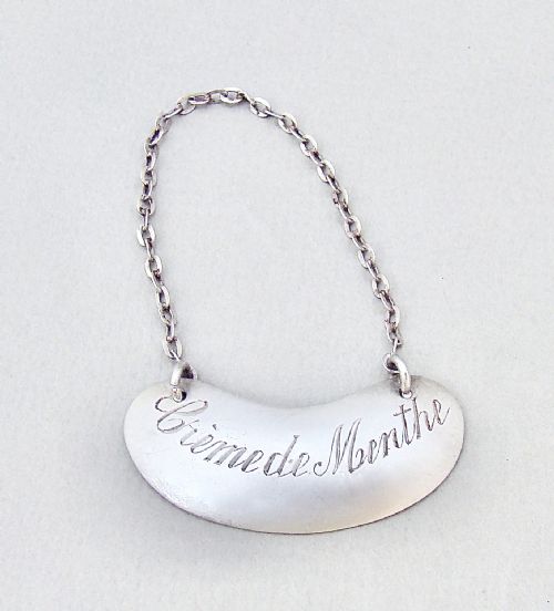 Rare Silver Decanter Label by the Goldsmiths & Silversmiths. London 1913