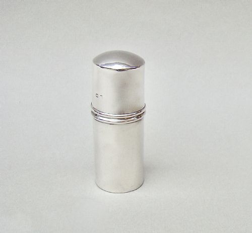 fig 1. NOVELTY EDWARDIAN SILVER SEWING COMPENDIUM BY HENRY CLIFFORD DAVIS, BIRMINGHAM 1907