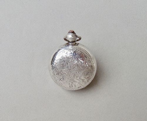 fig 3. GEORGE V SILVER SINGLE SOVEREIGN CASE BY THOMAS BISHTON , BIRMINGHAM 1913