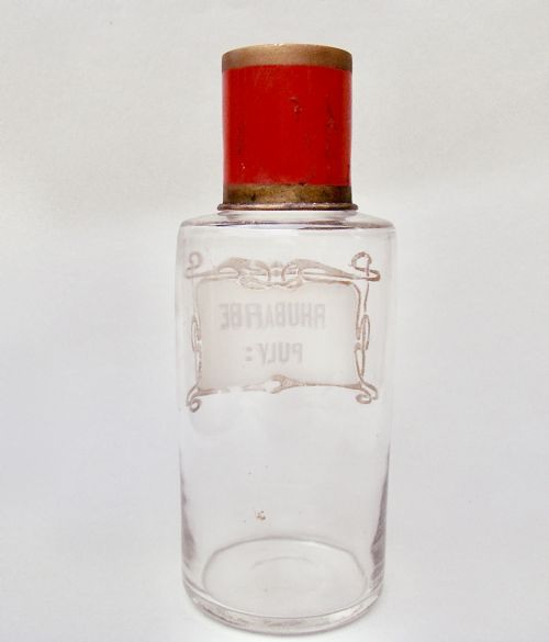 fig 2. VERY RARE FRENCH ART NOUVEAU GLASS APOTHECARY JAR WITH GILT & ENAMELLED LABEL, CIRCA 1900