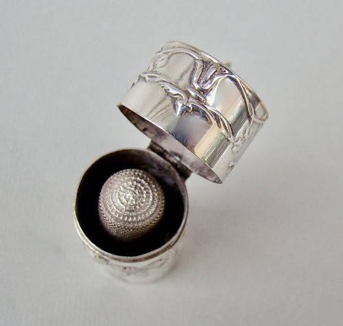 fig 2. RARE AMERICAN STERLING SILVER SEWING COMPENDIUM , CIRCA 1900