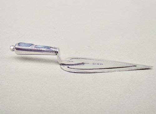 fig 2. RARE VICTORIAN SILVER & AGATE