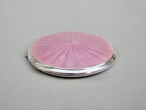 fig 2. ART DECO SILVER AND PINK GUILLOCHE ENAMEL COMPACT BY CRISFORD & NORRIS, BIRMINGHAM 1934