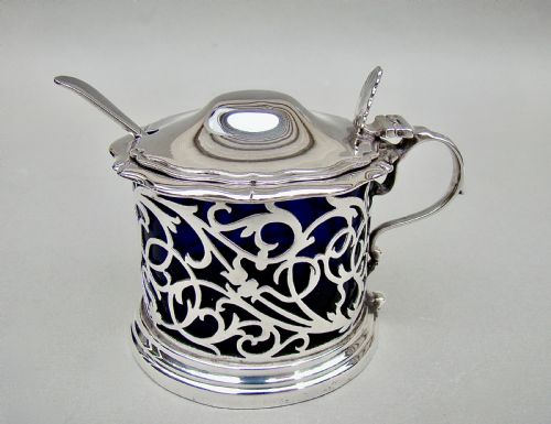 fig 1. GOOD EDWARDIAN PIERCED SILVER MUSTARD POT BY THE ATKIN BROTHERS, SHEFFIELD 1901