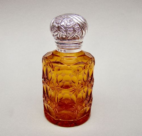 fig 1. FABULOUS SILVER MOUNTED LARGE AMBER GLASS SCENT BOTTLE BY LIONEL SPIERS, BIRMINGHAM 1892