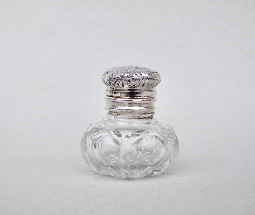 Exquisite Victorian Silver Mounted Cut Glass Vinaigrette, Circa 1890