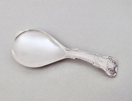 fig 1. GOOD GEORGIAN KINGS PATTERN SILVER CADDY SPOON BY JOSEPH WILLMORE, BIRMINGHAM 1817