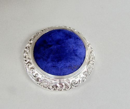 fig 2. EDWARDIAN SILVER PIN CUSHION BY A&J ZIMMERMAN, BIRMINGHAM 1905, 