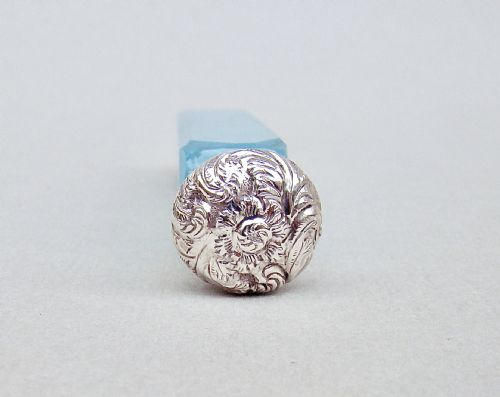 fig 2. UNUSUAL VICTORIAN SILVER AND OPALESCENT GLASS SCENT BOTTLE, CIRCA 1890