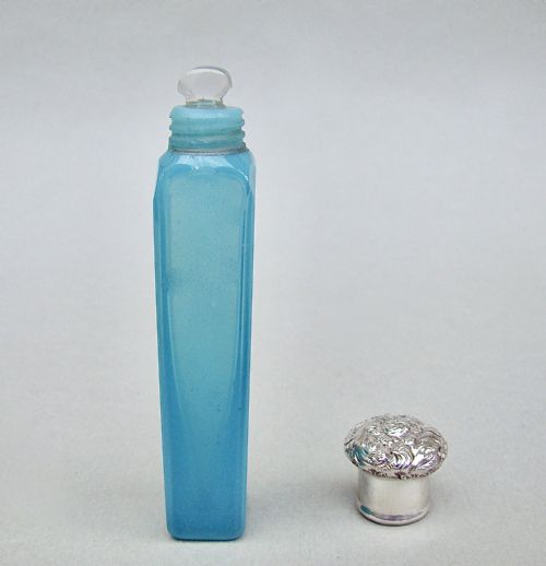 fig 3. UNUSUAL VICTORIAN SILVER AND OPALESCENT GLASS SCENT BOTTLE, CIRCA 1890