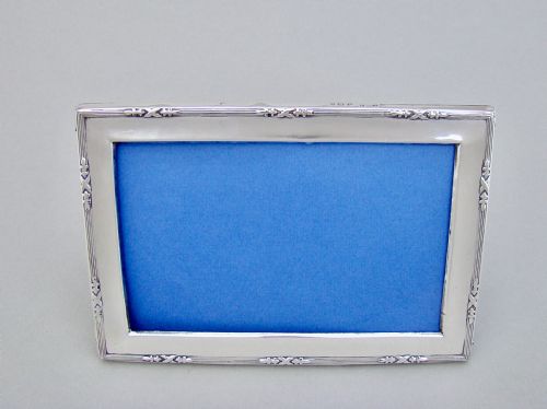 Unusual Landscape Solid Silver Photo Frame by Saunders & Shepherd, Birmingham 1912