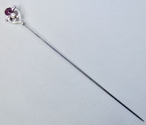 fig 1. ART NOUVEAU SILVER & AMETHYST GLASS HAT PIN BY W. H. LEATHER, CHESTER 1910