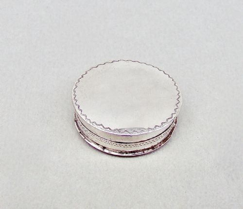 fig 1. GEORGIAN SILVER PATCH BOX, CIRCA 1800