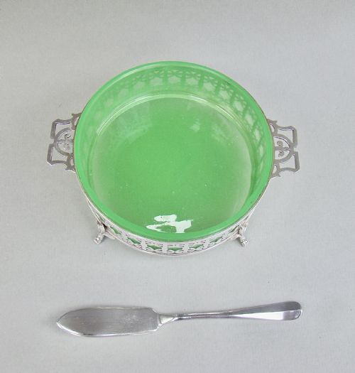fig 2. RARE ART DECO SILVER & VASELINE GLASS BUTTER DISH BY MAPPIN & WEBB, BIRMINGHAM 1933