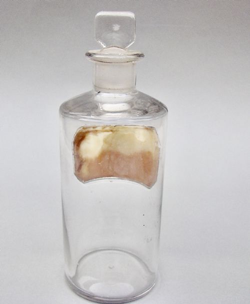 fig 2. RARE BLUE LABEL VICTORIAN SMALL APOTHECARY BOTTLE, CIRCA 1890