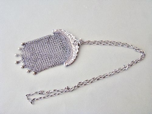 fig 1. EXQUISITE FRENCH SILVER MESH CHATELAINE COIN PURSE, CIRCA 1900