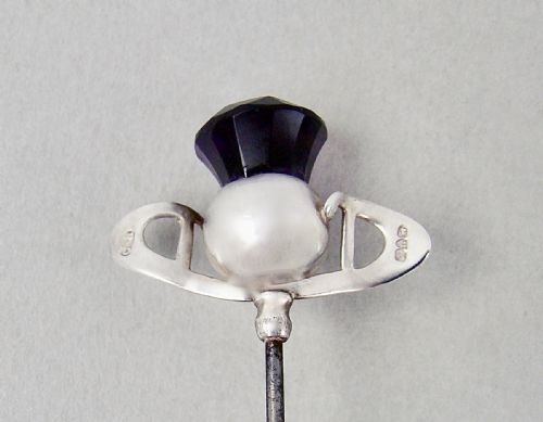 fig 2. CHARLES HORNER ART DECO SILVER & AMETHYST GLASS HAT PIN, CHESTER 1923