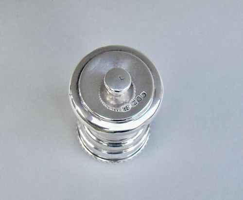 fig 2. EDWARDIAN SILVER PEPPER GRINDER BY HUKIN & HEATH, LONDON 1902