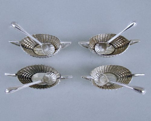 fig 2. FABULOUS CASED SET OF FOUR VICTORIAN SILVER SALT CELLARS BY JAMES DIXON & SONS, SHEFFIELD 1889