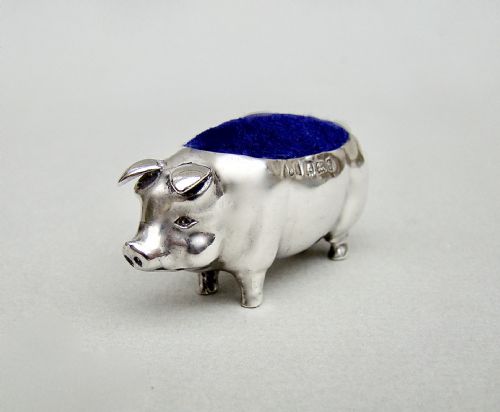 fig 1. SMALL EDWARDIAN SILVER PIG PIN CUSHION BY LEVI & SALAMAN, BIRMINGHAM 1905
