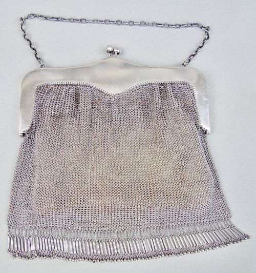 fig 2. RARE & FABULOUS ART DECO SILVER LARGE EVENING BAG INSET WITH WATCH, CIRCA 1930