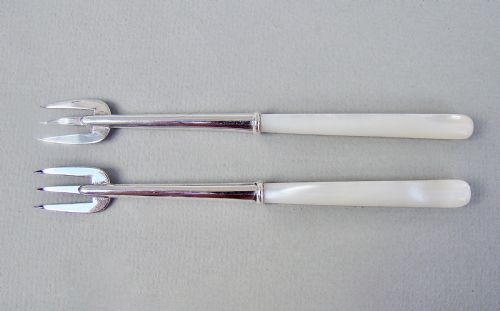 fig 1. EXQUISITE CASED PAIR OF EDWARDIAN SILVER PICKLE FORKS BY ADIE & LOVEKIN, BIRMINGHAM 1902
