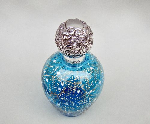 fig 1. VICTORIAN SILVER LIDDED TURQUOISE ENAMELLED GLASS SCENT BOTTLE BY MAPPIN & WEBB, LONDON 1894