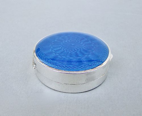 fig 2. EXQUISITE ART DECO SILVER AND GUILLOCHE ENAMEL PILL BOX BY F B REYNOLDS, LONDON 1926
