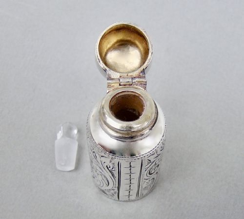 fig 2. SMALL AND EXQUISITE VICTORIAN SILVER CASED SCENT BOTTLE, BIRMINGHAM 1900