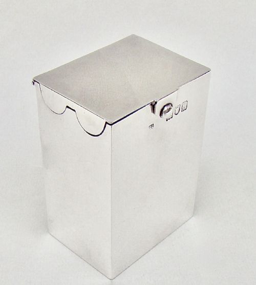 fig 1. FABULOUS VICTORIAN SILVER PATIENCE CARD BOX BY SAMUEL JACOB, LONDON 1898