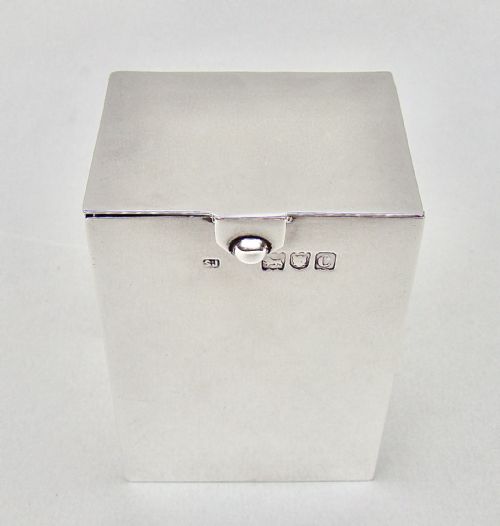 fig 2. FABULOUS VICTORIAN SILVER PATIENCE CARD BOX BY SAMUEL JACOB, LONDON 1898