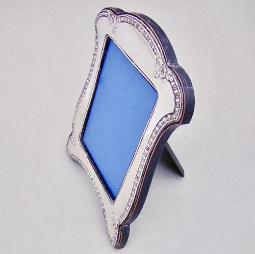 fig 2. DECORATIVE GEORGE V SOLID SILVER PHOTOGRAPH FRAME BY DEAKIN & SONS, BIRMINGHAM 1910