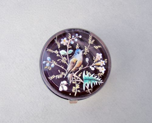 fig 2. 19TH CENTURY FRENCH ENAMELLED AMETHYST GLASS TRINKET BOX, CIRCA 1890