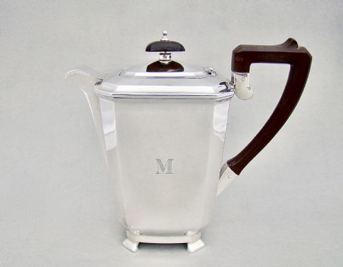 Exceptional Art Deco Solid Silver Coffee Pot by K&l, Birmingham 1933