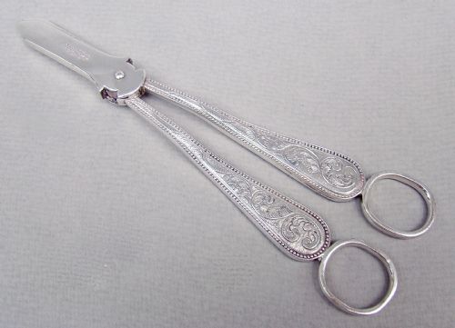 fig 1. PAIR OF EDWARDIAN SILVER PLATED GRAPE SCISSORS BY MAPPIN & WEBB, CIRCA 1900
