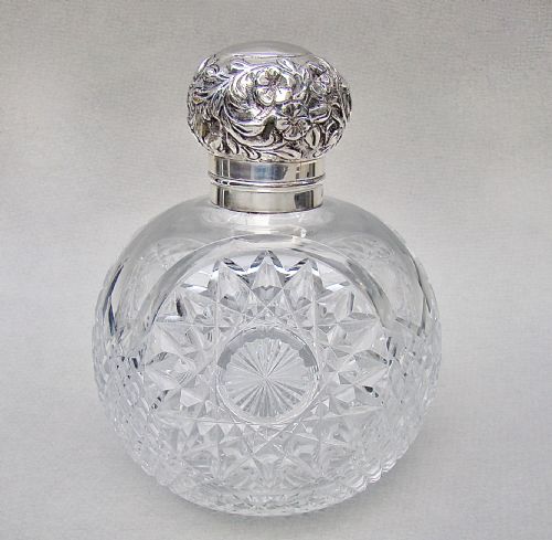 Very Large Victorian Silver & Cut Glass Scent Bottle by Drew & Sons, London 1895